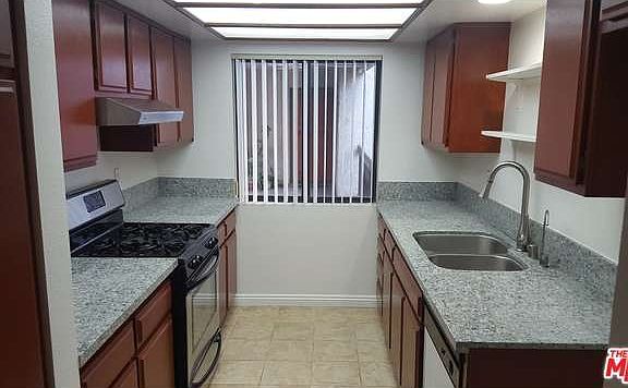 4th image of 330 Burchett St Unit 205