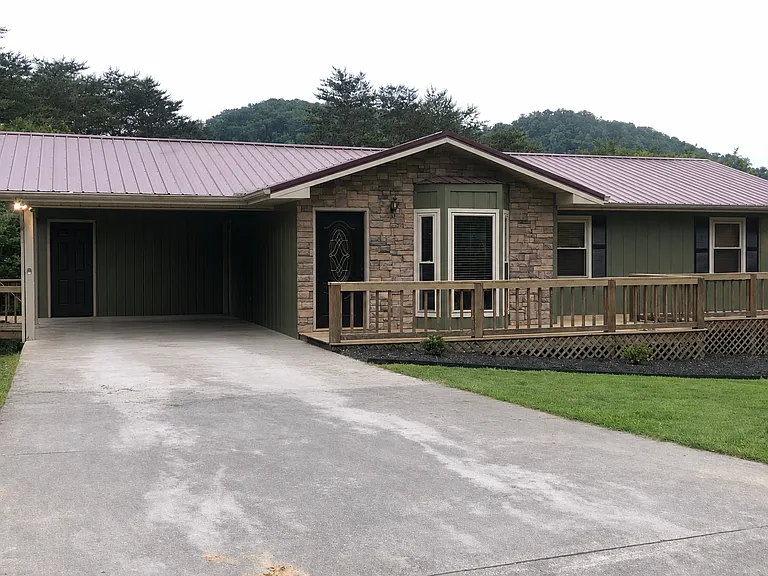 1310 Blue Ridge Dr — Photo 1