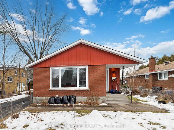 2nd image of 1274 Cobden Rd E