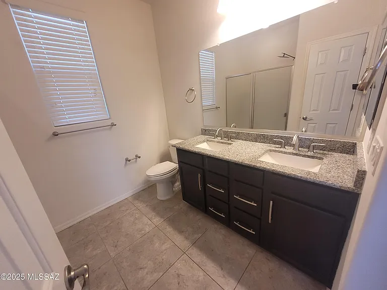 8042 S Dolphin Way — Photo 21