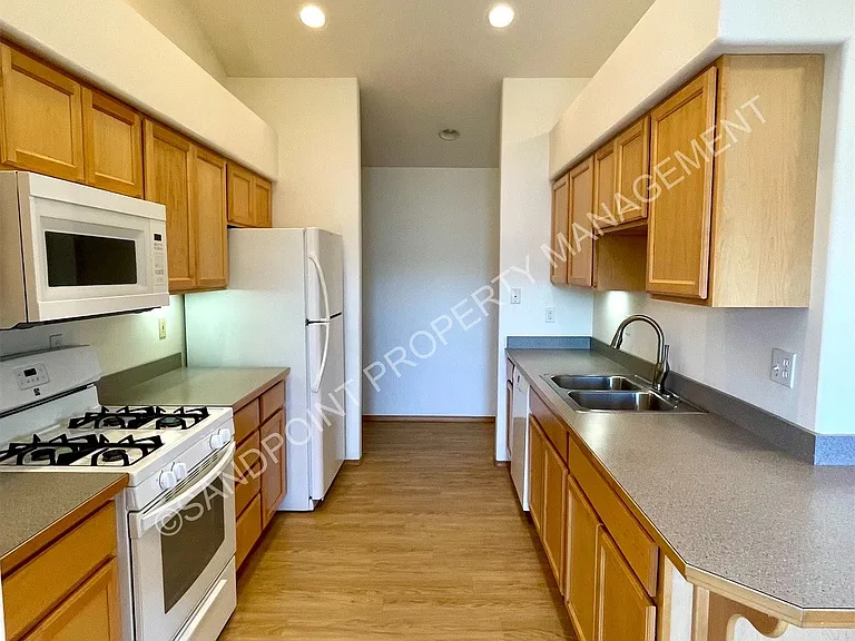 1901 Arbor Way — Photo 12