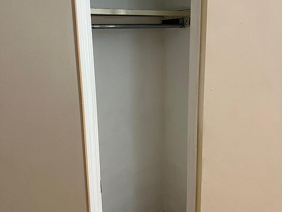 4th image of 871 Delaware Ave APT 14