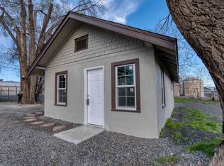 505 Grandridge Rd, Grandview, WA 98930