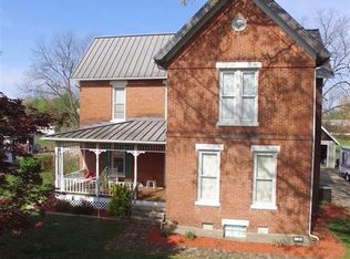 706 Main St, Grandview, IN 47615