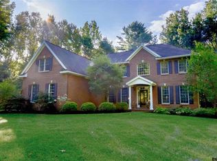 15 Stony Brook Dr, Saratoga Springs, NY 12866