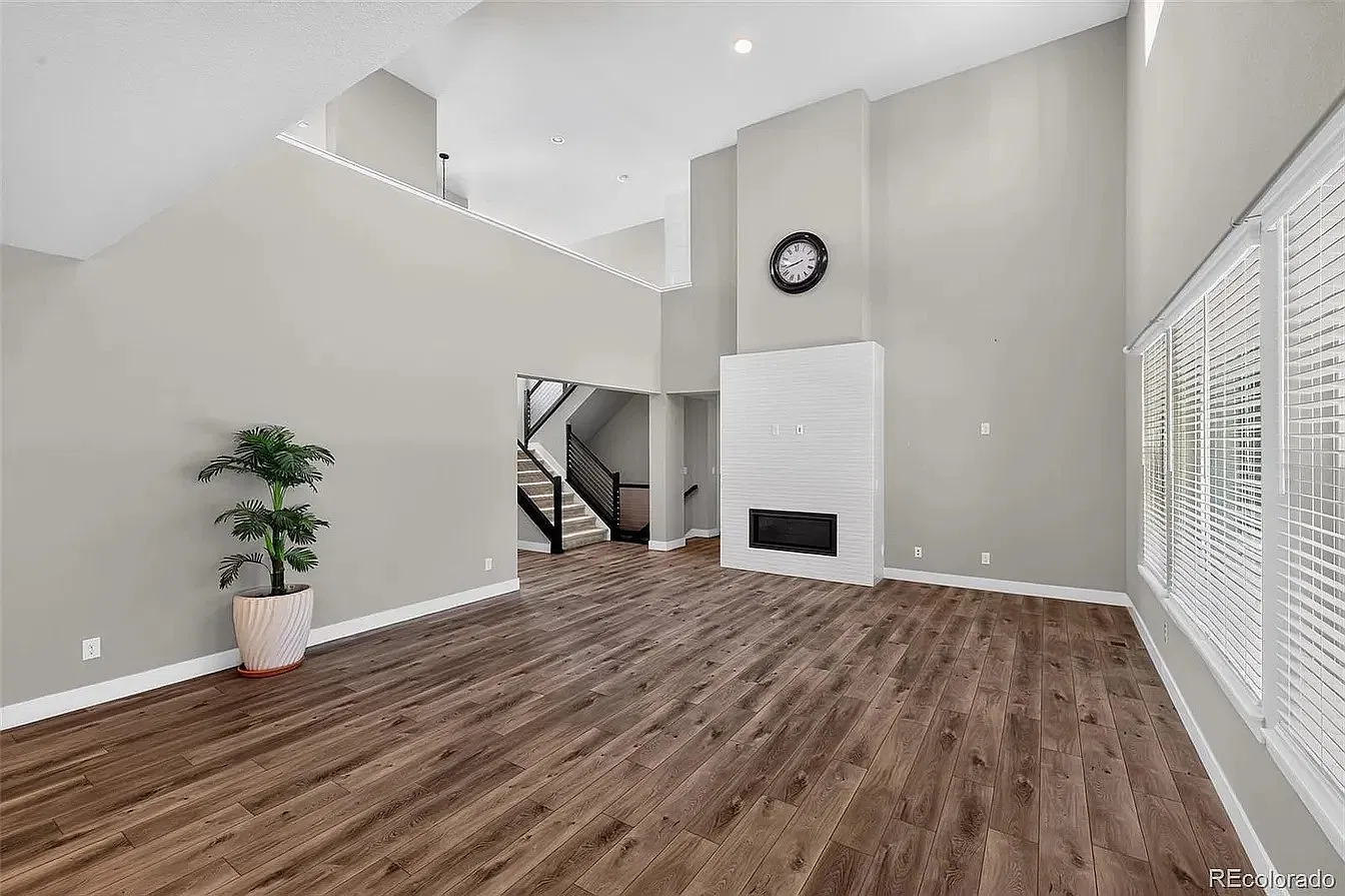 25586 E Alder Dr — Photo 3