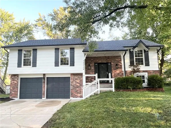 16440 W 139th St, Olathe, KS 66062
