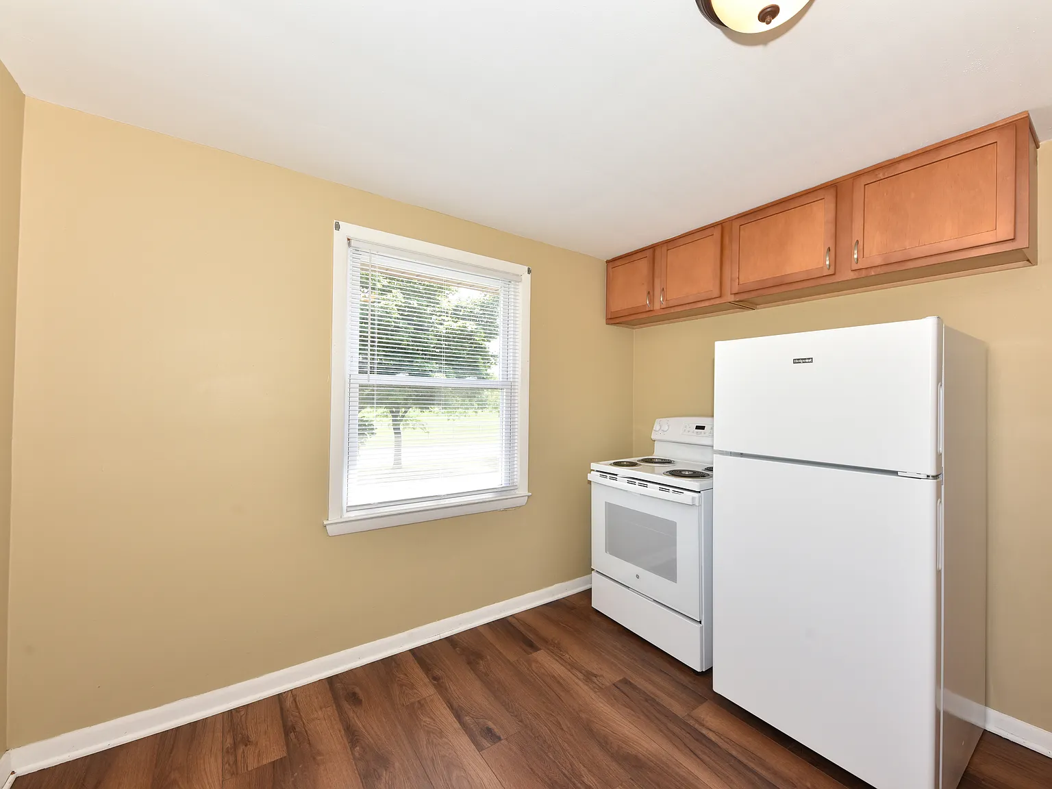 2 bed, 900 sqft, $1,150 — Photo 4