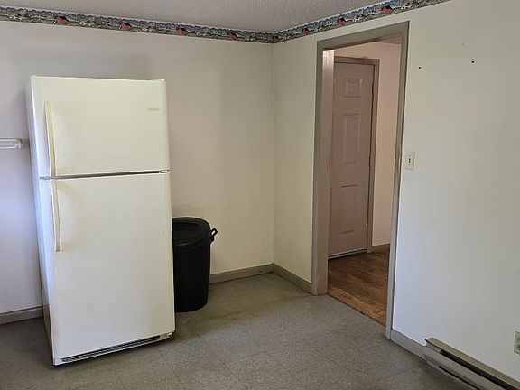 2nd image of 26 Barn Ln #A