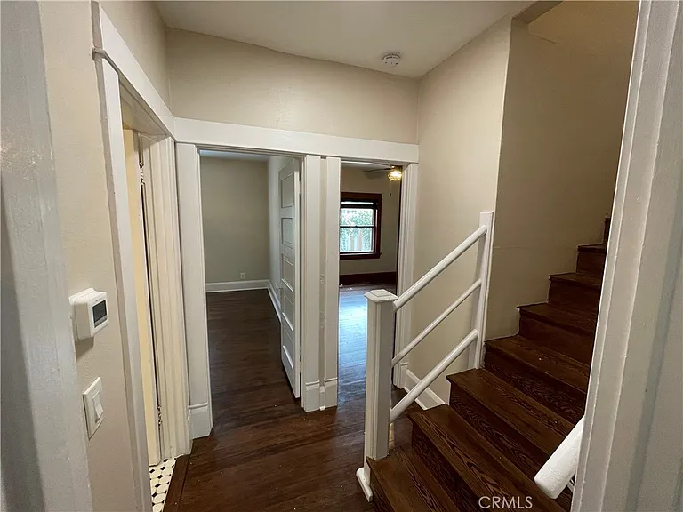 394 S Shaffer St — Photo 43