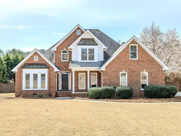 204 Valley Brook Dr SE, Rome, GA 30161