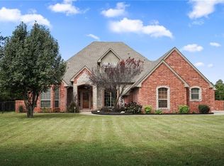 10015 Fawn Trace Rd, Mustang, OK 73064