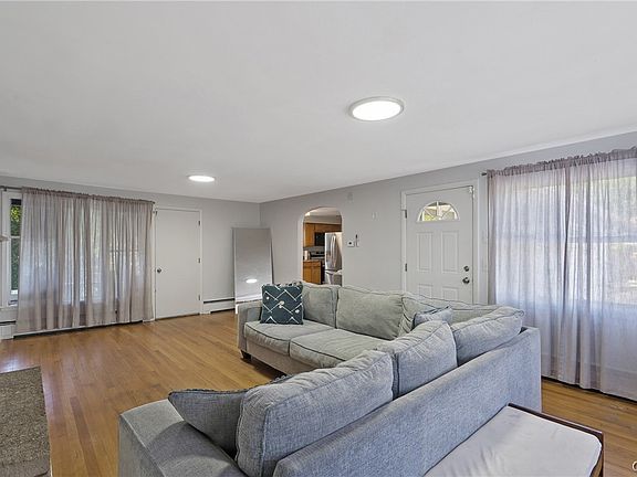 4th image of 102 Orrick Rd