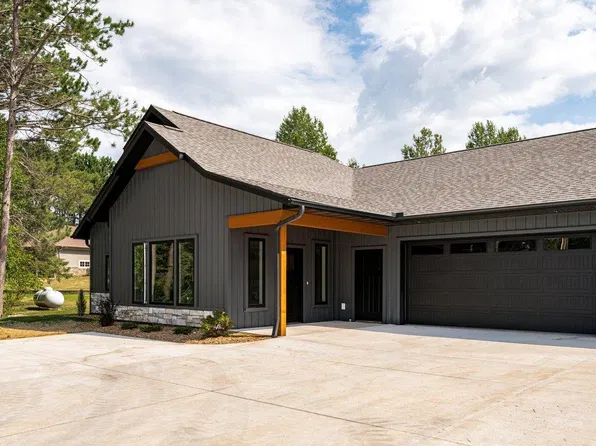 3808 Lavaque Rd, Hermantown, MN 55811