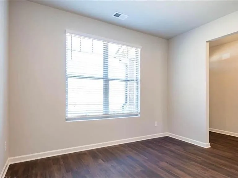 639 Blue Juniper Cir — Photo 4
