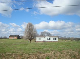 967 Rock Springs Rd, Bethpage, TN 37022