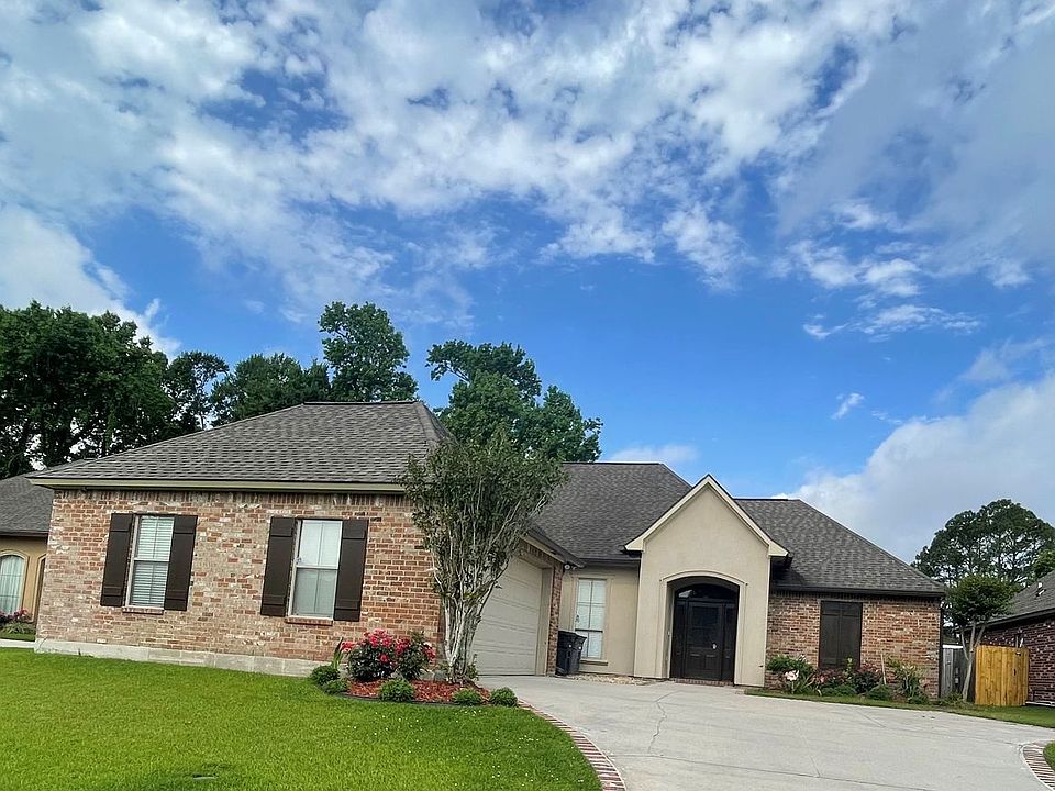1st image of 5718 Parkknoll Place Dr