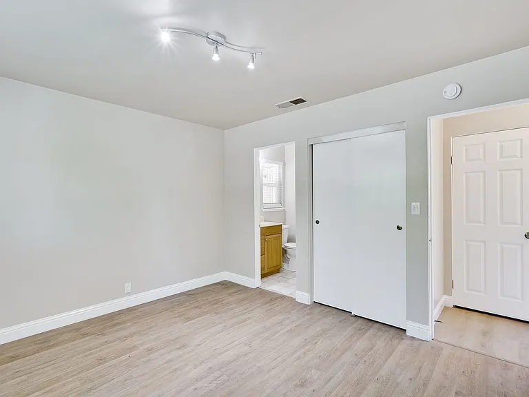 3000 Santa Maria Ave — Photo 39