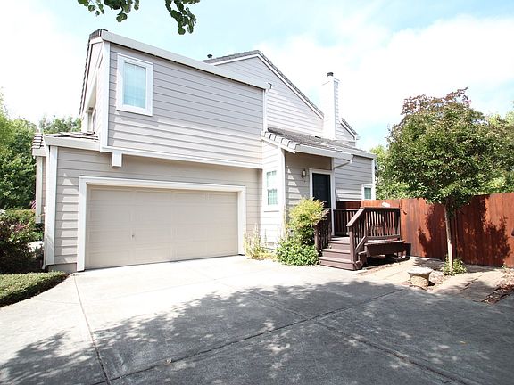 2nd image of 1821 Carneros Cir