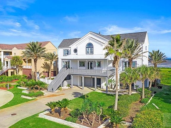 3rd image of 20607 E Sandhill Dr