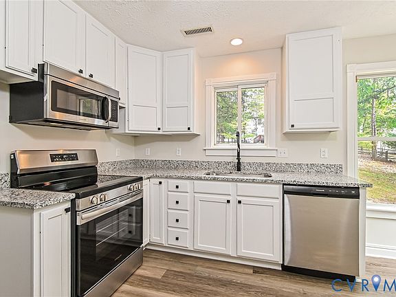 2nd image of 338 Jefferson Dr