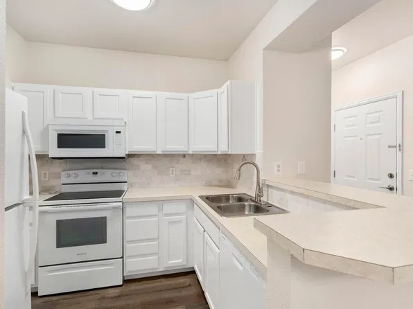 4545 Wheaton Dr #E-240, Fort Collins, CO 80525