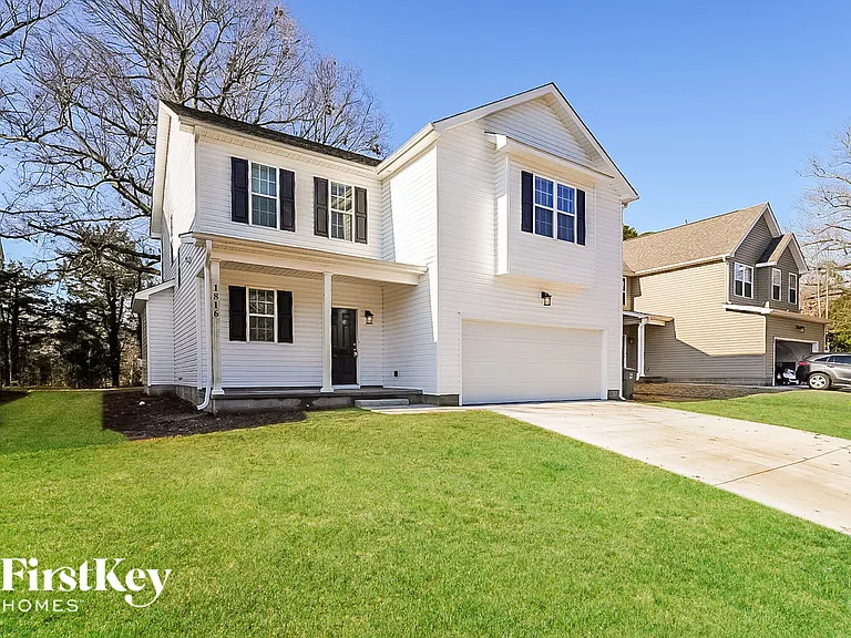 1816 Yarbrough Dr — Photo 2