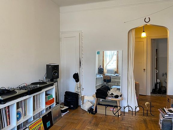 4th image of 355 S 4th St APT 7B