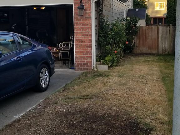 2nd image of 17515 27th Ave NE
