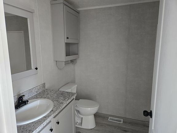 2nd image of 218 Tamara Ln #218