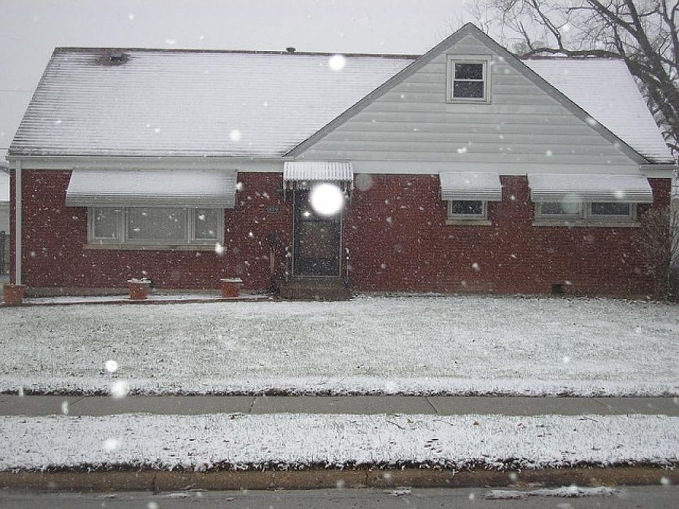 1st image of 454 N Prater Ave
