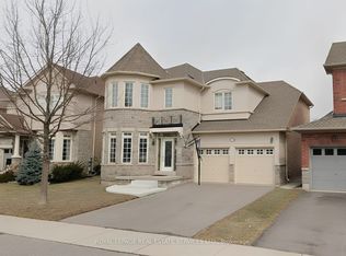 277 Admiral Dr, Oakville, ON L6L 0C2