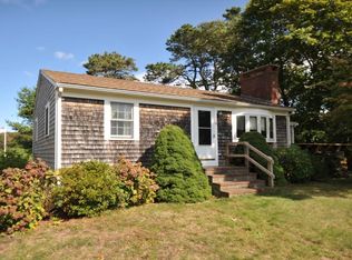 16 Spindrift Ln, Wareham, MA 02571