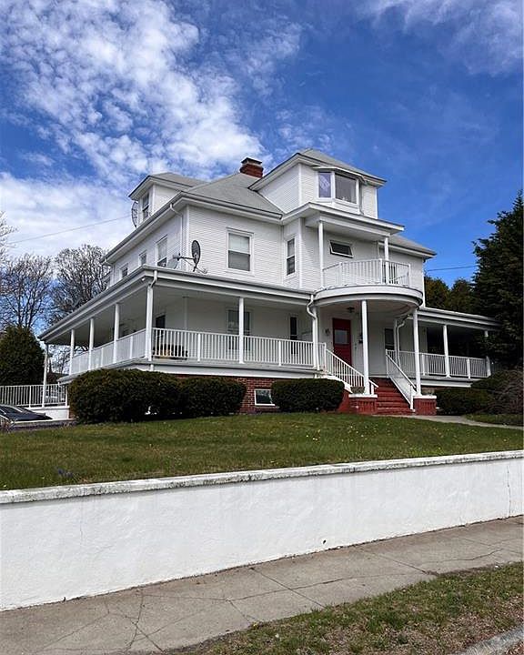 1st image of 543 Laurel Hill Ave