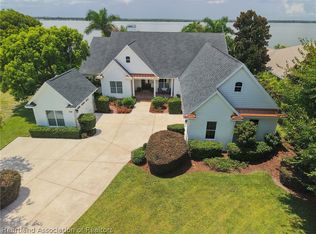 768 Sunset Pointe Dr, Lake Placid, FL 33852