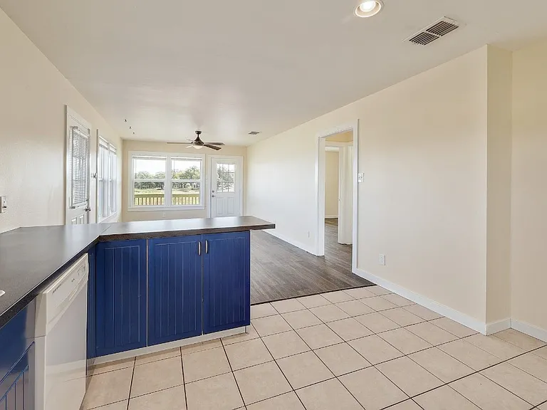 117 Daisy Ln — Photo 10