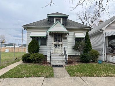 7540 Holmes St, Detroit, MI, 48210