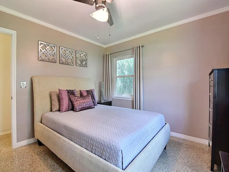 641 Bougainvillea Ln — Photo 22