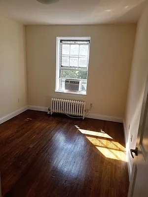 Sold by Winzone Realty Inc | media 7