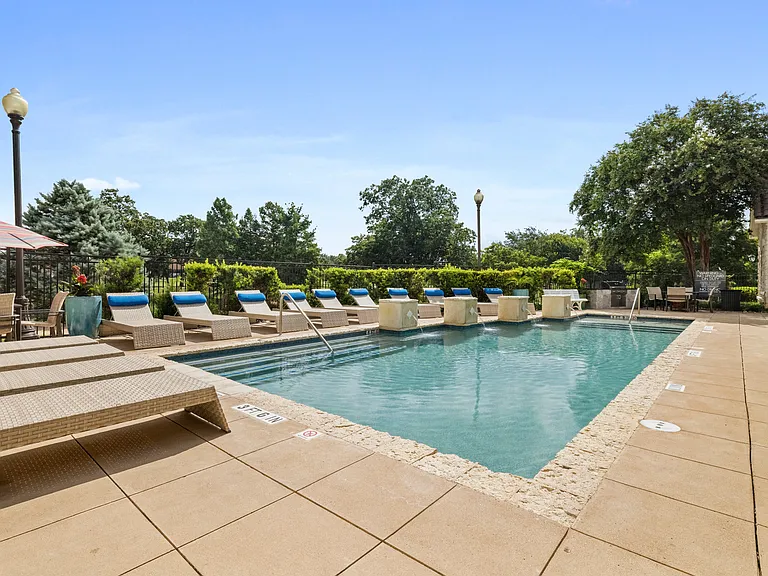 Pool 1