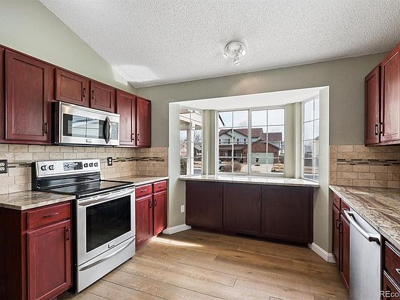 5th image of 13585 Shoshone Street