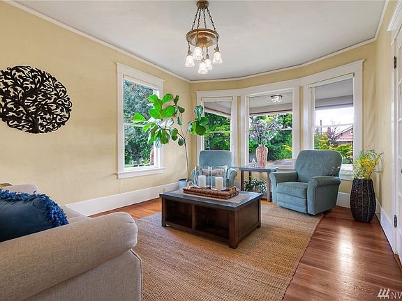 5th image of 2808 N Puget Sound Ave