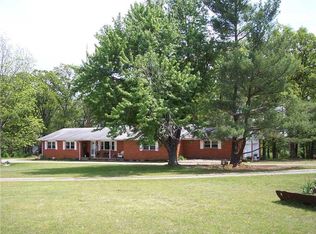 3201 S Lincoln St, Siloam Springs, AR 72761