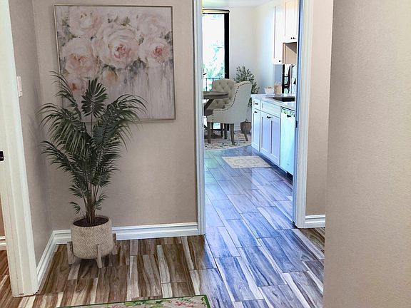 5th image of 502 San Vicente Blvd