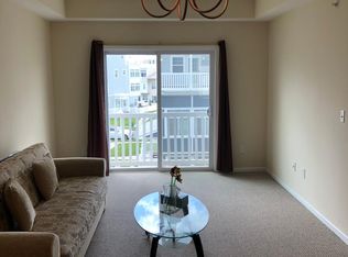 173 Sea Grass Ln, Arverne, NY 11692