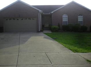 145 Raindrop Ln, Hendersonville, TN 37075