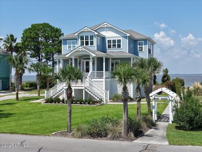 120 Harbor Dr N, Saint Helena Island, SC, 29920