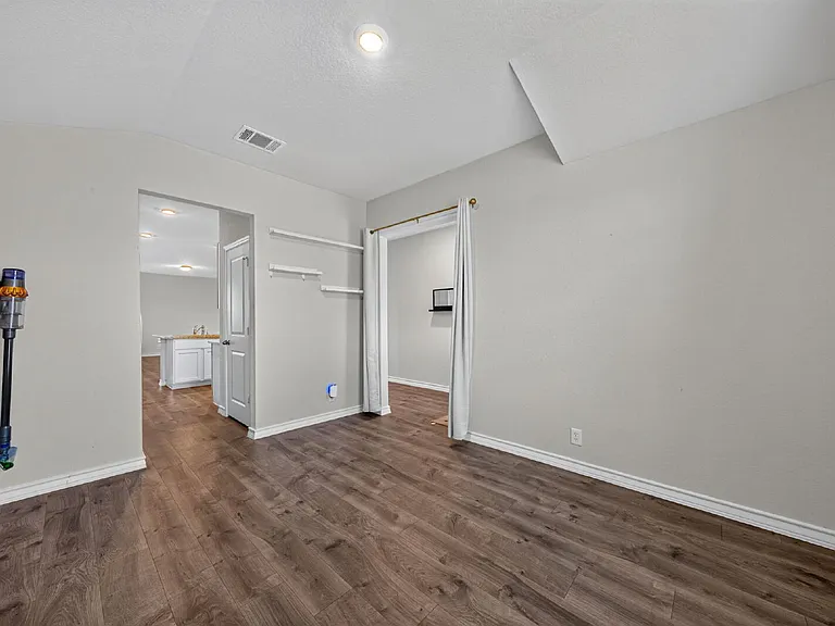 731 Overlook Rdg — Photo 7