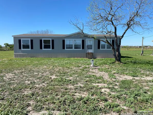 185 Harrison Road, Beeville 78102