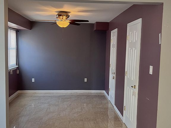 3rd image of 849 Tysens Ln #1